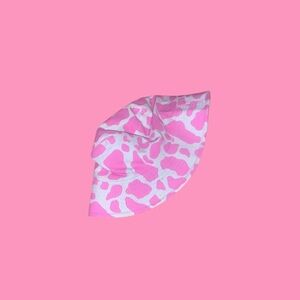 Pink cow print bucket hat os fits all